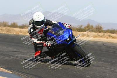 media/Apr-10-2022-SoCal Trackdays (Sun) [[f104b12566]]/Turn 7 Inside (1025am)/